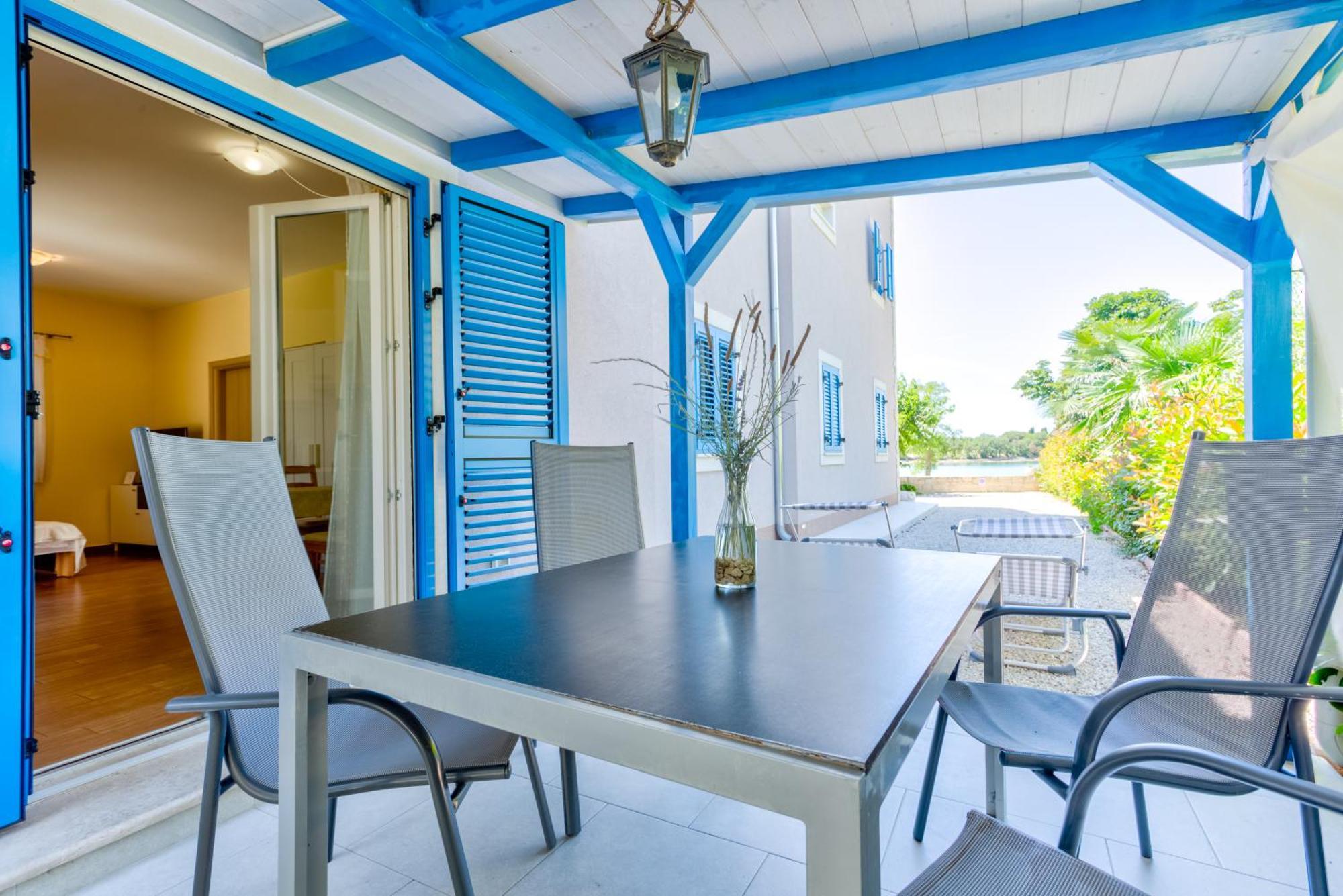 Apartment In Villa Moletto Seaside & Relax - 4 Guests Lovrecica  Exterior photo
